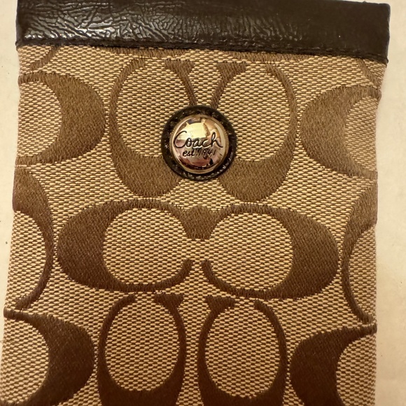 COACH Signature Khaki Brown Fabric Sunglass Case - Picture 3 of 3